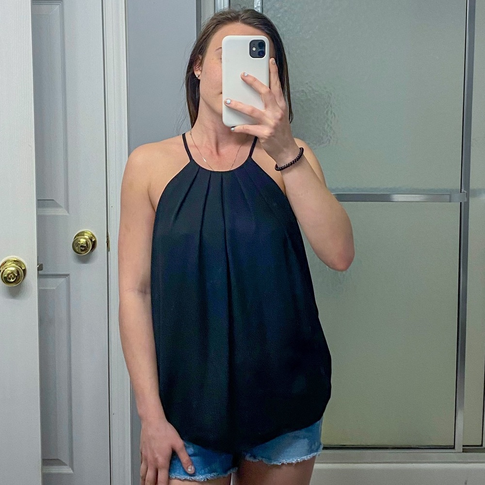 black tank